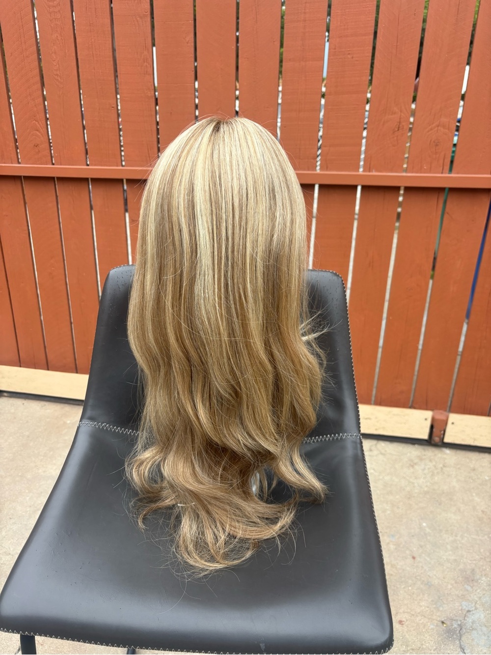 Jon Renau Kim human hair hand tied wig malibu blond 12fs12 & 5piece hair carekit - Picture 2 of 16